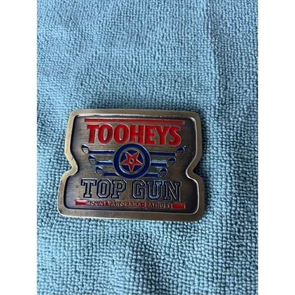 Vintage Tooheys Top Gun Belt Buckle Pilot Airplane - Picture 2 of 5